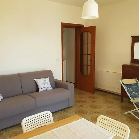 Lejlighed Casa Janca Sul Lungomare Di Marina Lunga *