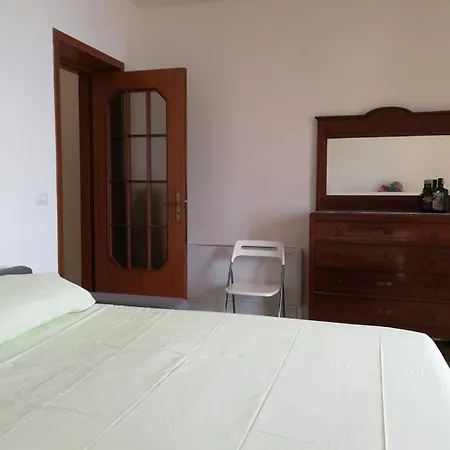 Casa Janca Sul Lungomare Di Marina Lunga